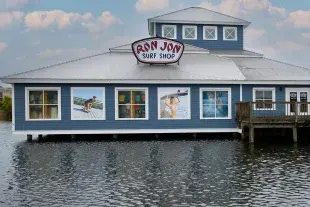 Barefoot Landing Photo