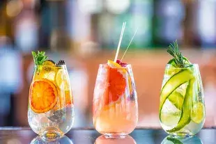Beach Discount Beverages Photo