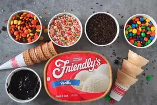 Friendly's Restaurant Photo