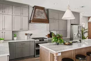 Cabinets To Go Photo