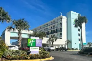 Holiday Inn Oceanfront at Surfside Beach Photo