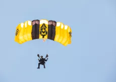 golden knights parachute