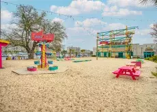 LuLu's North Myrtle Beach outside play area