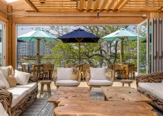 Big Chill Island House seating