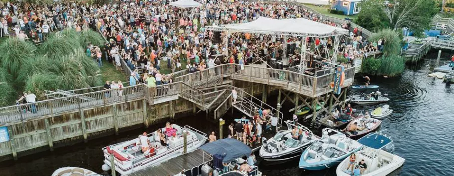 The Landing at the Boathouse