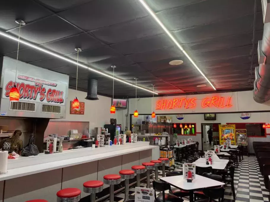 Shorty's Restaurant diner style interior