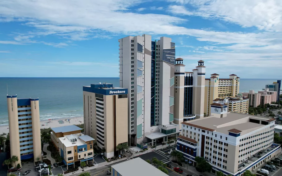 Breakers Resort Hotel Courtyard Springhill Suites