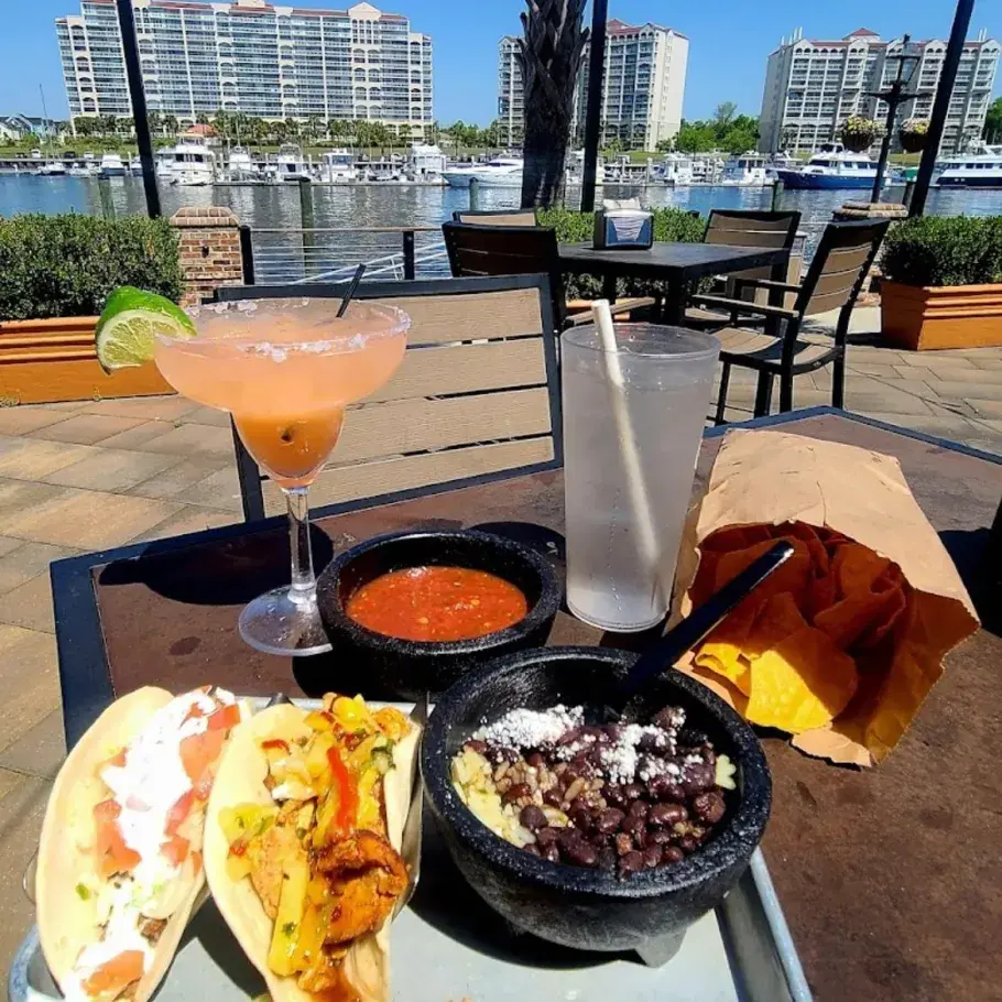 taco mundo outdoor