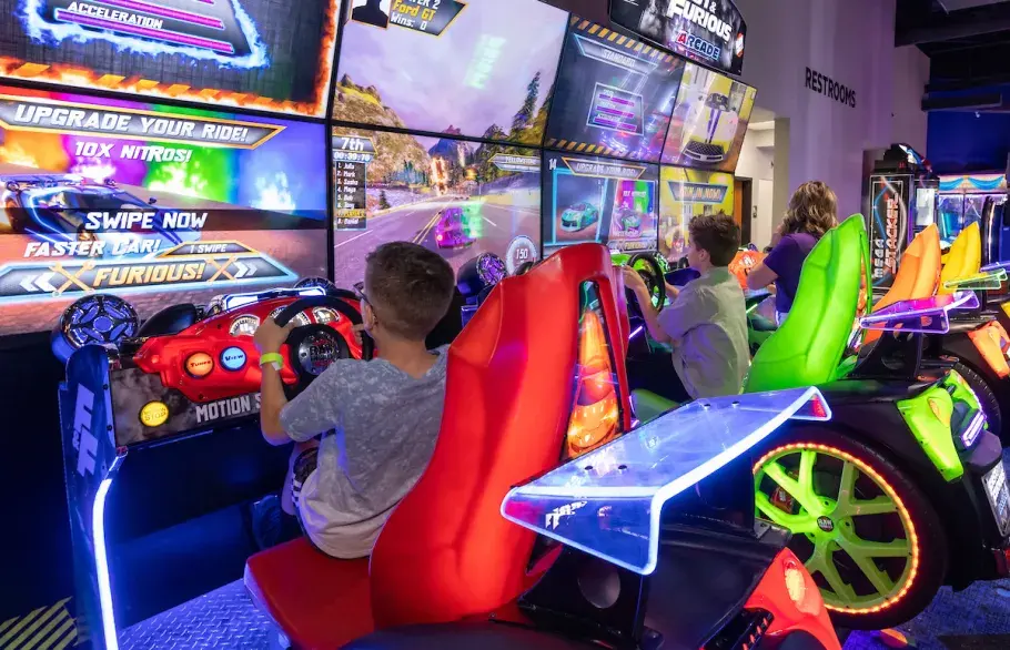 Stars &amp; Strikes Entertainment Center Myrtle Beach Bowling Arcade