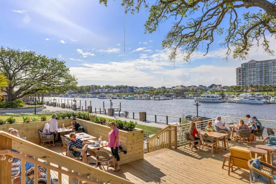 Big Chill Island House Patio