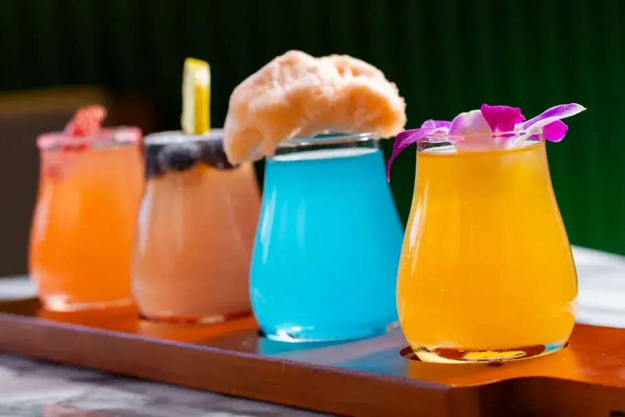 Zeytin Mimosa Flight