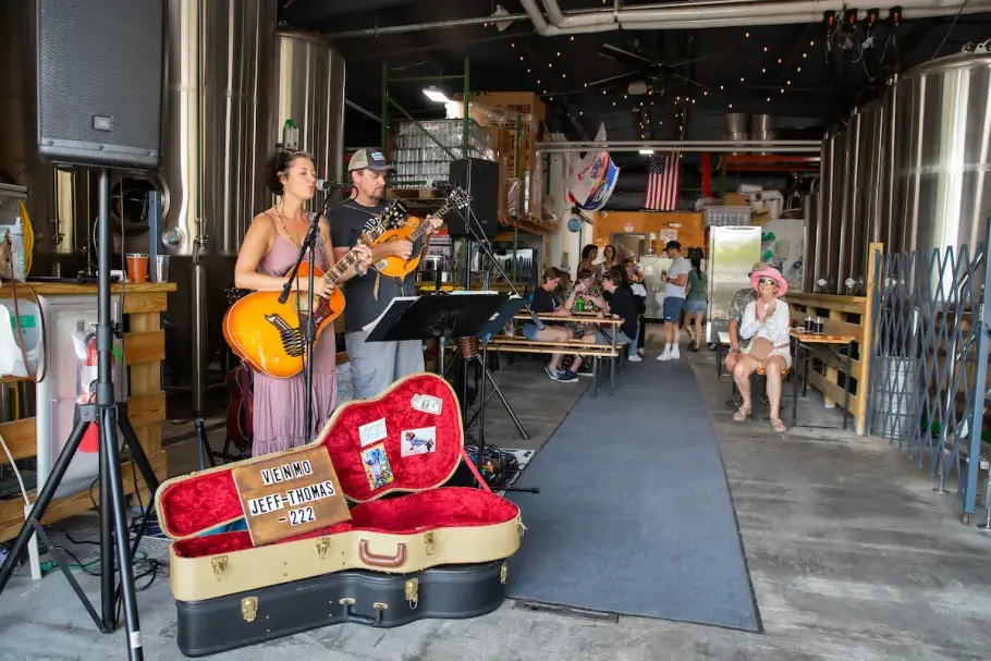Tidal Creek Brewhouse Live Music