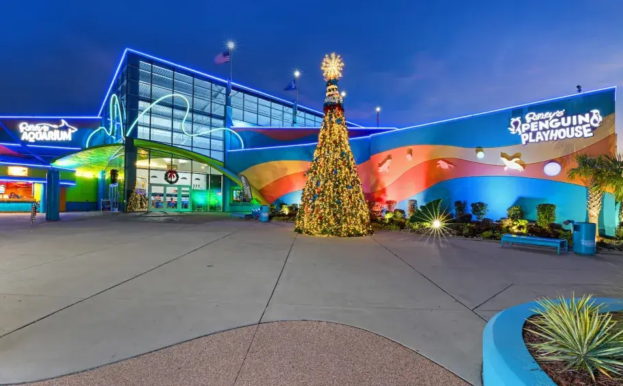 Ripley's Aquarium Myrtle Beach Festival of Trees