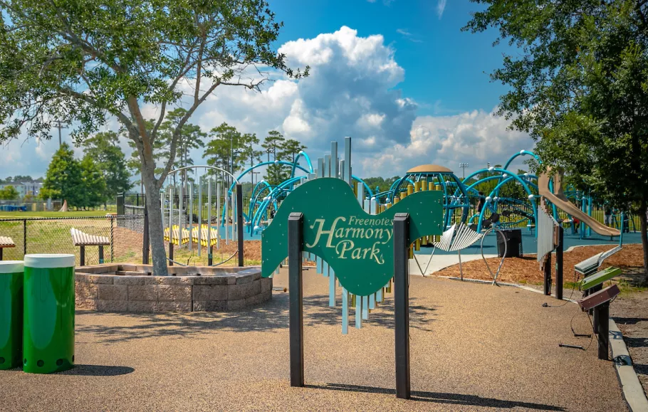 SouthPark Mall Attracts Families with Big Outdoor Playground