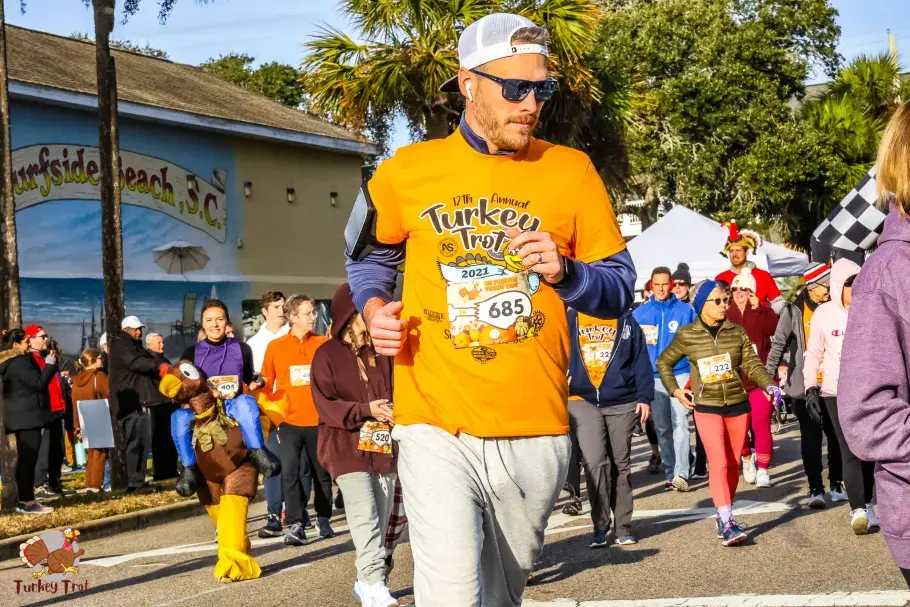 16th annual Surfside Rotary Turkey Trot Photo