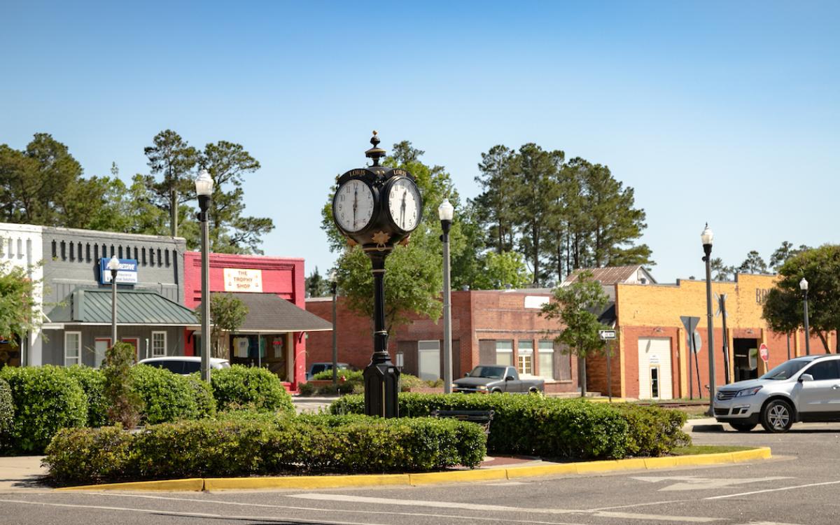 Loris Downtown Clock